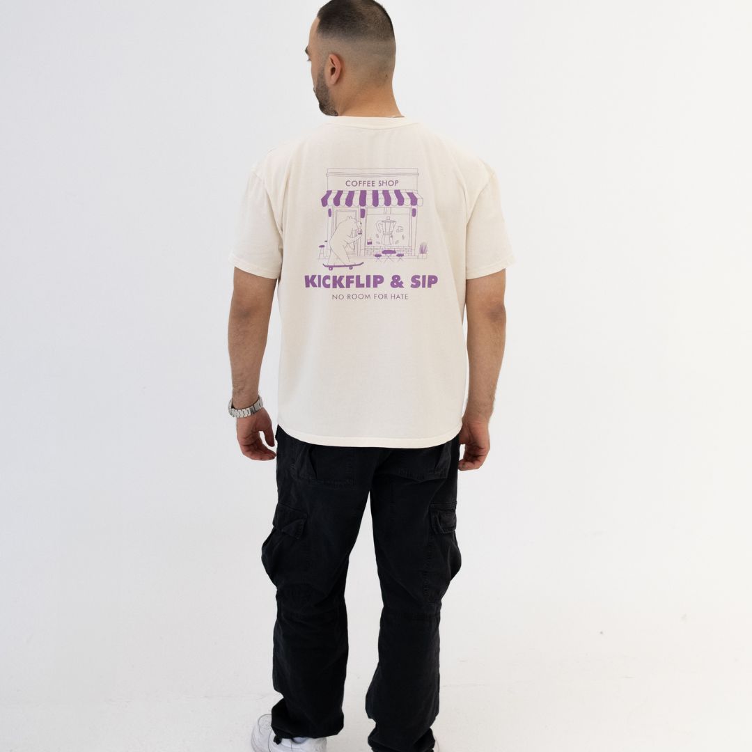 Kickflip & Sip Wanja Fashion Oversize Premium-Shirt