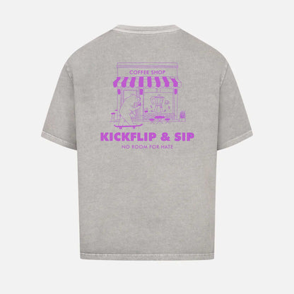 Kickflip & Sip Wanja Fashion Oversize Premium-Shirt